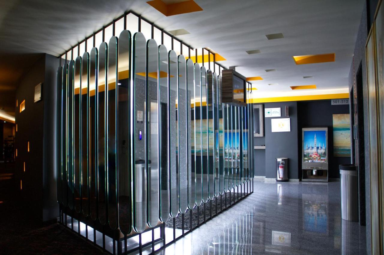 Domun Hotel Querétaro Buitenkant foto