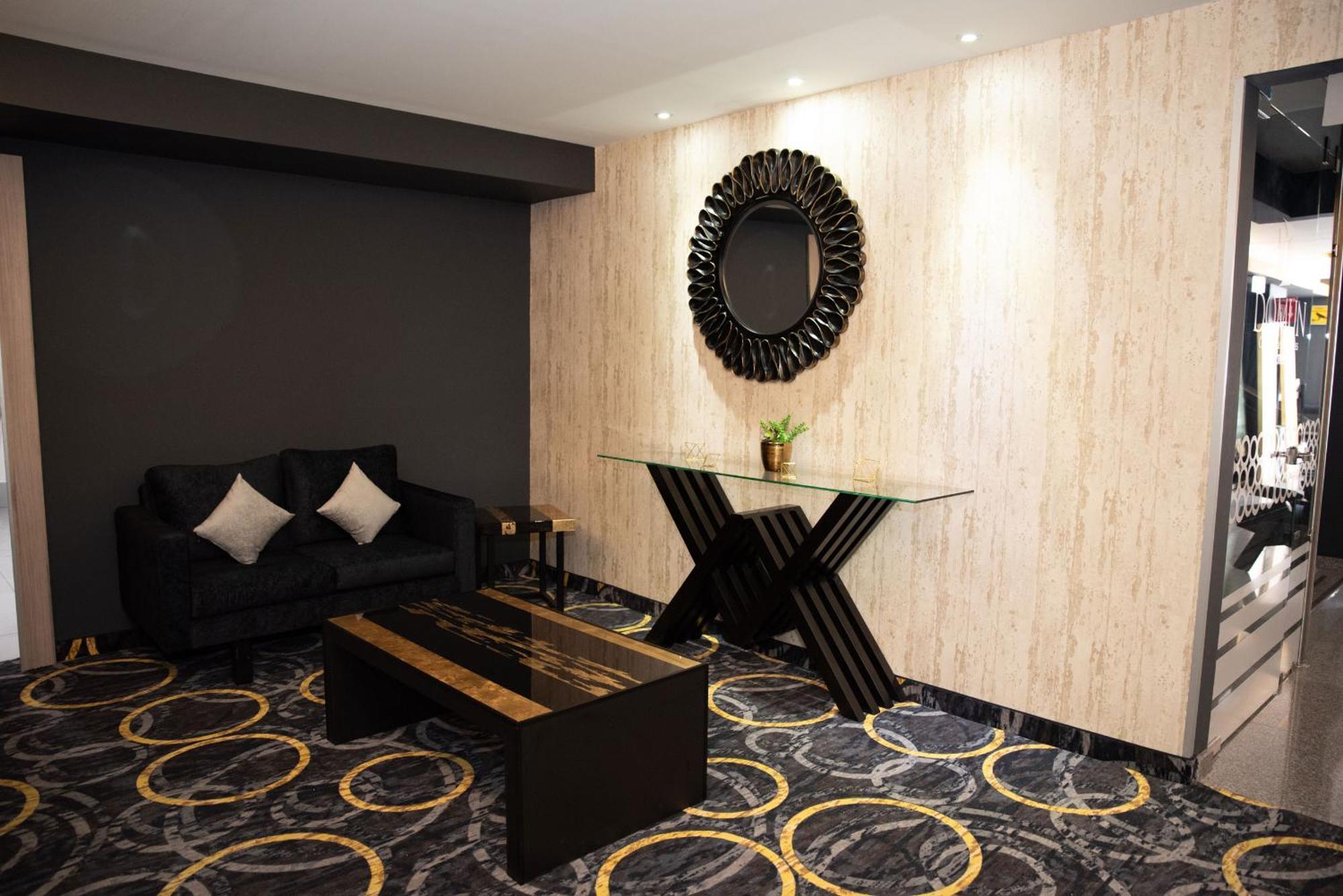 Domun Hotel Querétaro Buitenkant foto
