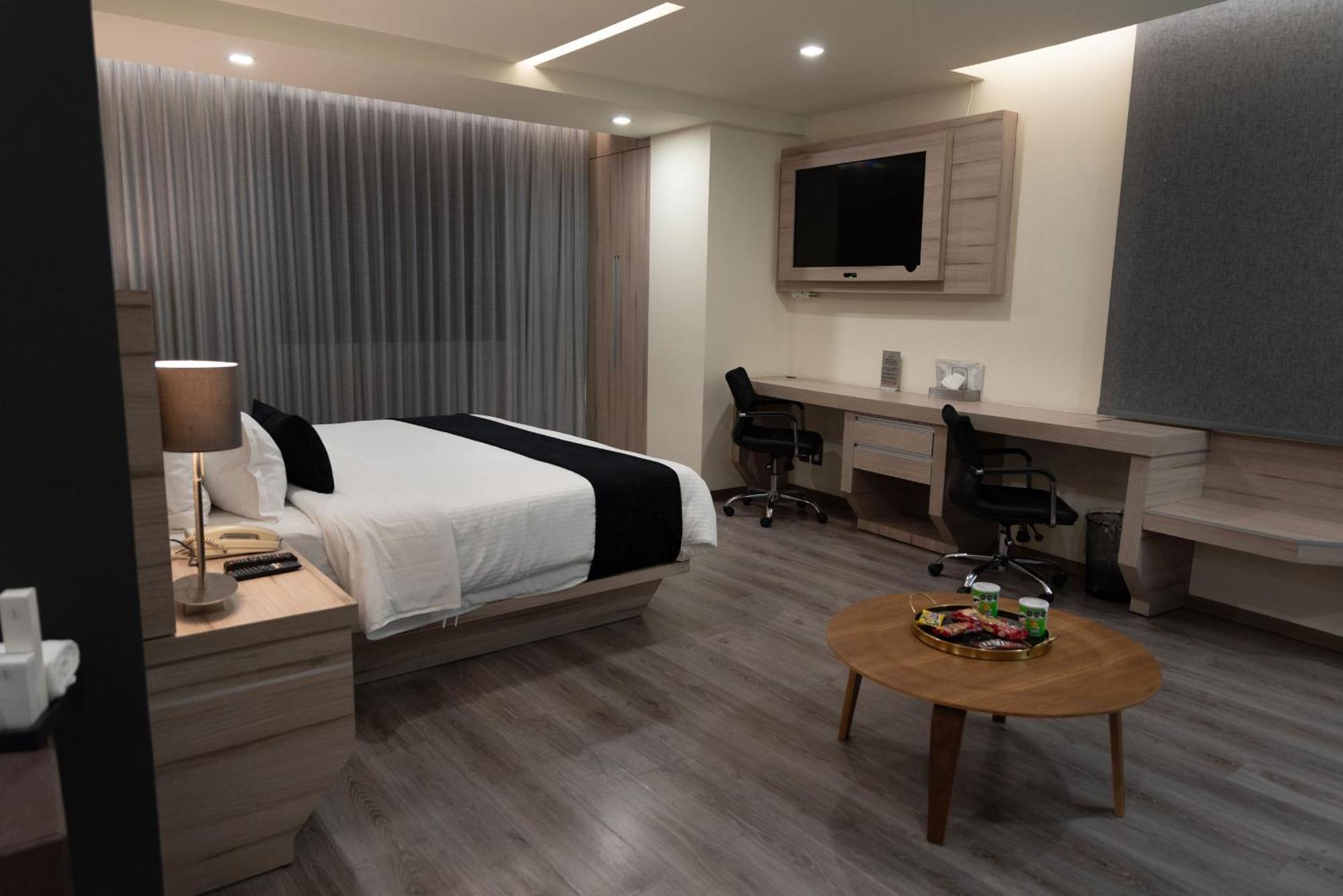 Domun Hotel Querétaro Buitenkant foto