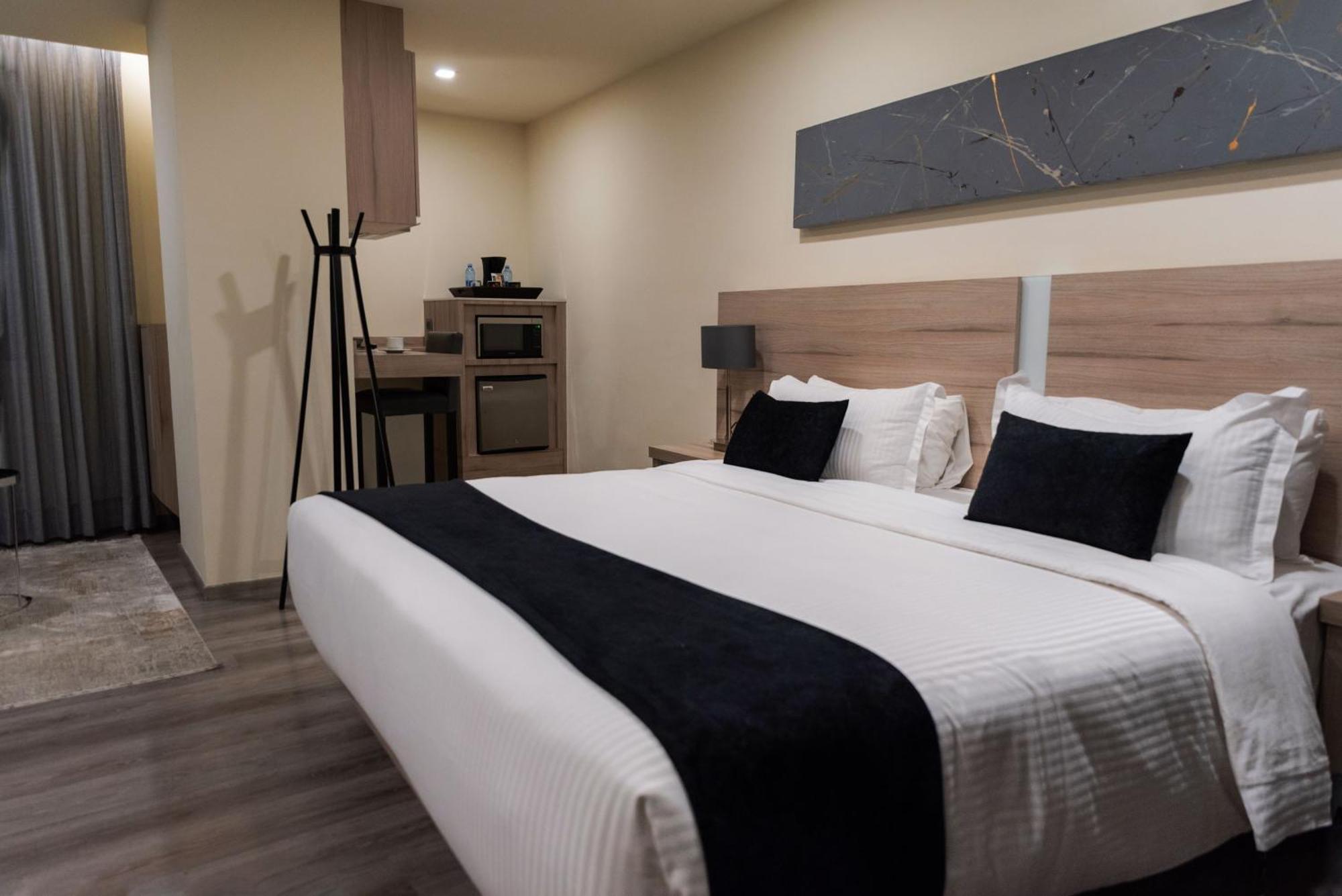 Domun Hotel Querétaro Buitenkant foto